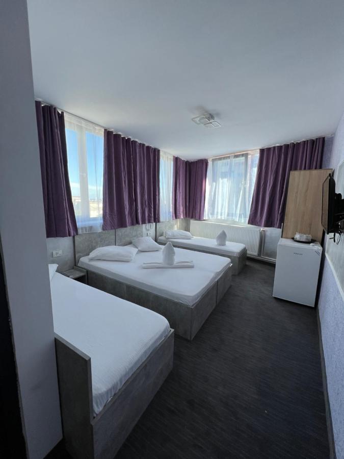 Hotel Miniom Constanţa Buitenkant foto
