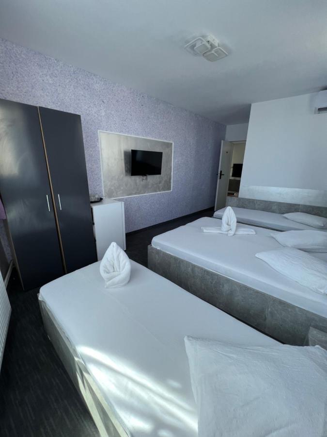 Hotel Miniom Constanţa Buitenkant foto